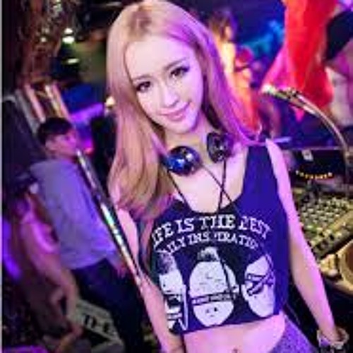 CLUb. APPL3 IN DA MIX vOL 4 0.0