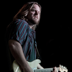 07 Every Light In The House Is On (Kent Robbins song, sung by Kris Farrow)