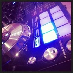 Frank Reyes - Amor A Distancia - DJ Lilsmokey503 - Bachata - Intro Outro Break Percapella - 128 Bpm