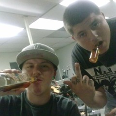 Chillin it ft. ROACH Da Mic Fiend