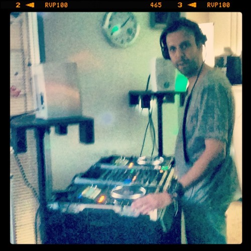 Turbulentie2.0 DJ Warren Fellow (09mei2014) (Open Rotterdam 93.9)