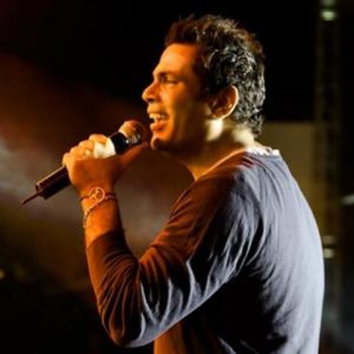 بحبك نفسى اقولهالك واعيدها كتير - عمرو دياب