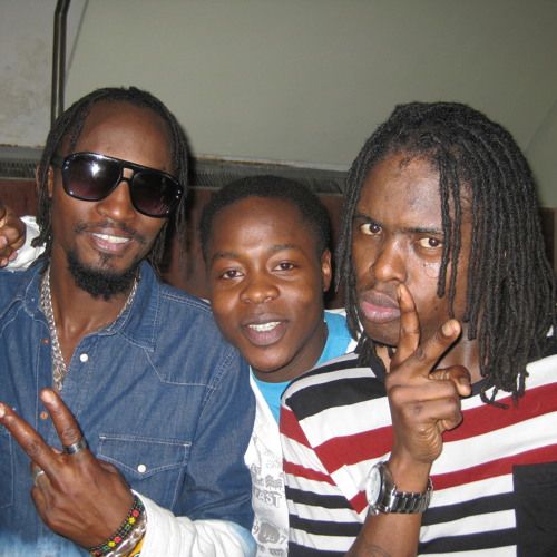 LETS CONNECT Mozey radio and Weasel ft Sizza man Audio