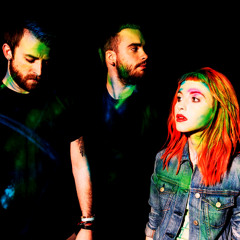 Paramore - Daydreaming (Split)