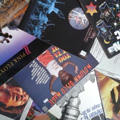 Phonograph - Grooving & Scratching