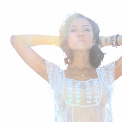 Jhene' Aiko 