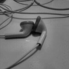 Utopia-Hujan (cover)