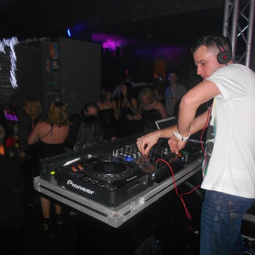 Craig Bailey - The Office - Deep House