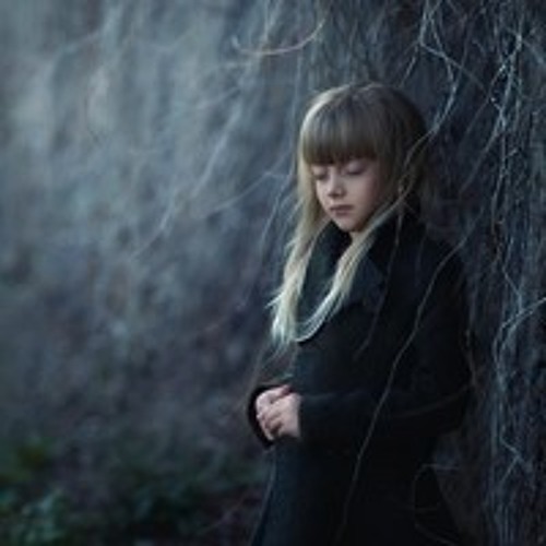 أَنا المُقَطَّرُ مِنْ حُبٍّ