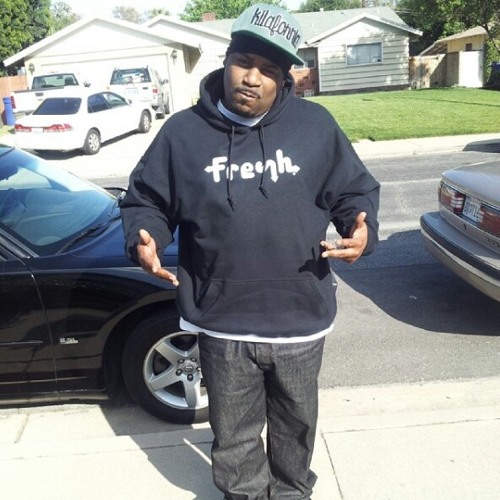 Goldie Loc ( Loc'd Out )