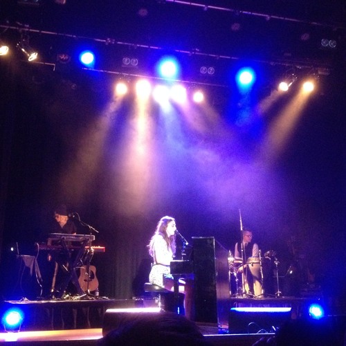 sara bareilles sittin on the dock of the bay live sara bareilles sittin on the dock of the bay live