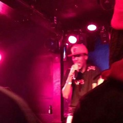 Whippin  at IN Freddy Fox studio