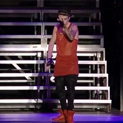 Justin Bieber - Never say never (live Concert)