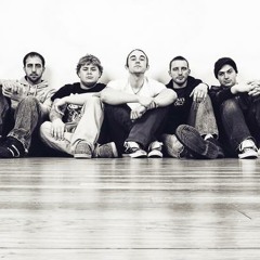 06 Waiting.. (acoustic)