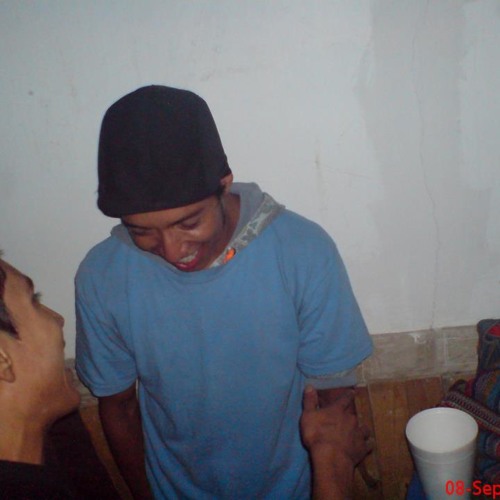 Ezlavon (R.I.P.) - Tonelaje (Steady's Break Rmx)