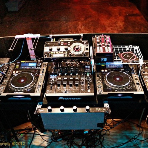 Bang The Drum  Sessions 5-06-14 Throwback Mix