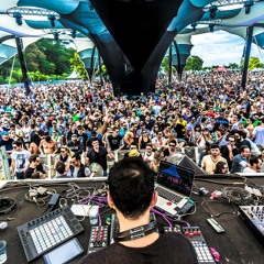 Deorro Vs MAKJ & Hardwell Vs Mauro Picotto - Crank It Up Countdown Komodo (Raskay Mashup)