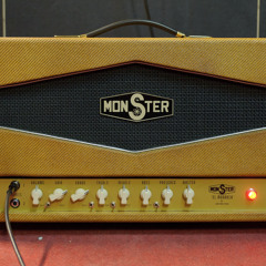 2013 Monster El Monarca Bass 300W, clean sample