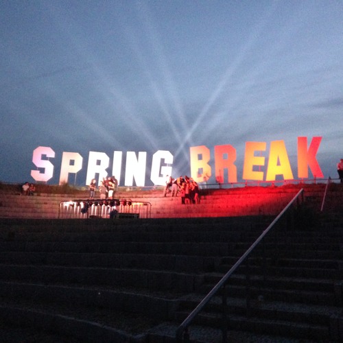oldSCHOOLrockerzzz @  Sputnik Springbreak 2014