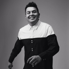 Tulus - Raja Negeriku (Noah Cover) @ Music Everywhere