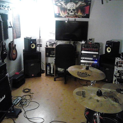 In My Veins - Demo (Mutiny Within w/special guest Jon Rioux)