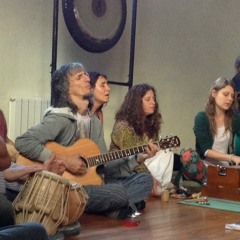 MANTRAS MUSICA DEVOCIONAL