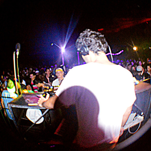 Slurm @ Nature Beats 2014 - Jun06
