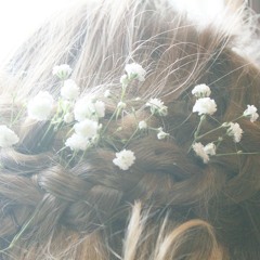 Có sóng ngầm dâng trào qua lòng