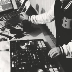30 min. Hiphop/trap/reggae/house/electro