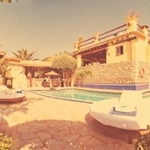 LAZY SUNDAY AT PIKES, IBIZA ROCKS HOUSE, PIKES, IBIZA