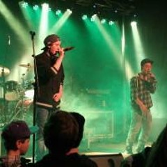 Fullt kaos - Life is all about