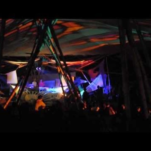 Cosmic Downbeat Live @ S.U.N. Festival 2013