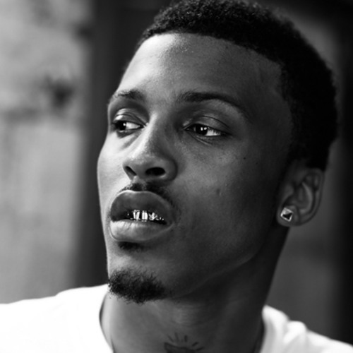 August Alsina feat. 2 Chainz - Right Now (CDQ)