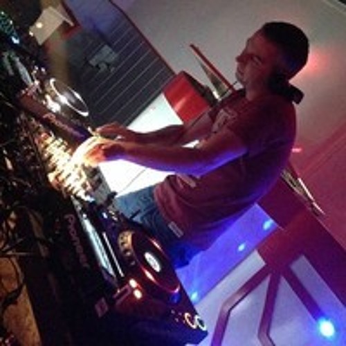 MINDDESTRUCTOR (NL) ON TOXIC SICKNESS / EXCLUSIVE GUEST MIX / 18TH JUNE / 2014