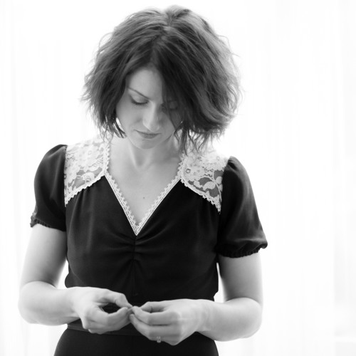 I'LL WAIT HERE (acoustic)