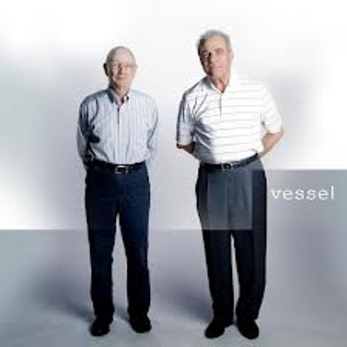 Twenty One Pilots- Fake You Out (Split)