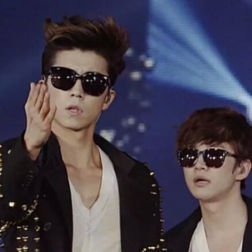 2pm wooyoung junho ** move on **