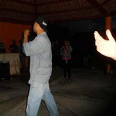 Neutral Nes Ft. Mc Tati - Sobre Nubes