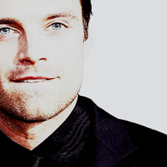 Highway - Sebastian Stan