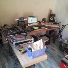 "Free Download "Strictly Vinyl Ragga-Jungle Mix By Vax (Digital Seal Hifi)
