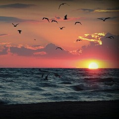 كل ما تعطيني تخجلني ياارب و كأنك تسألني ♡♡ انت العايش من خيري و قلبك مفتون بغيري ..