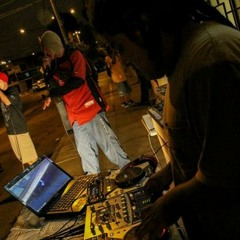 Necesitan Un - Prevv