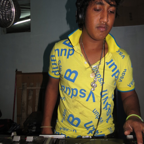 Caller tune Humshakals ___  M@sterMiX--- ( Atish )