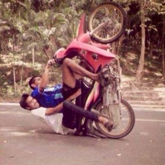 Blombongan Speed (Direkam LIVE dari atas jip gangster)