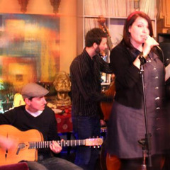 Denielle Bassels Trio - I Wanna Be Like You