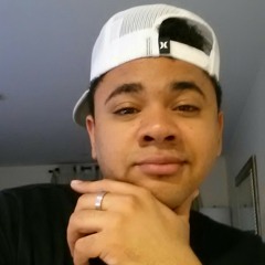 Como quiera lo boy hace. #Freestyle #summer #rap #verdaderoestilolibre #improvisando #boston #dominican boy#3lfir3you #latenigth #chilling  at Boston Ma