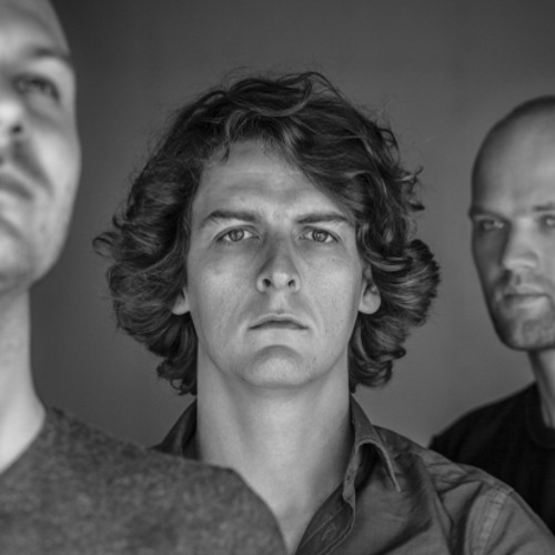 Noisia & Prolix - Asteroids (Friction BBC Radio 1) [Forthcoming Vision Recordings]