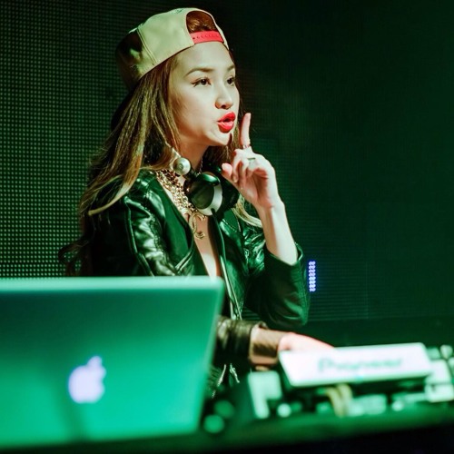 Say Good Bye_Non Club 1  Winny Quyen