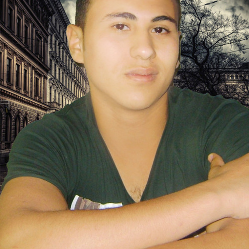 قالوا بكيت علي فراق