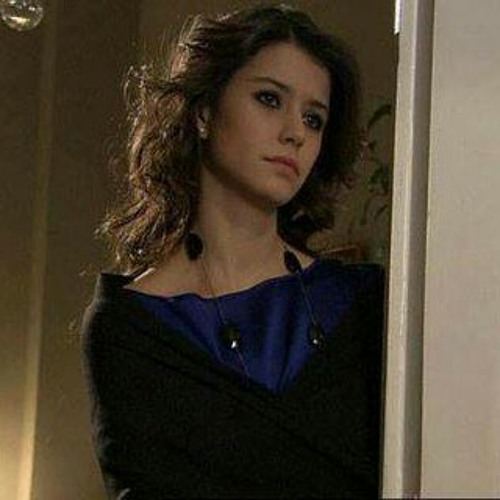 مش فارقة كتير..نانسي عجرم